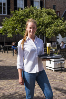 _DSF6711 sberg markt terras